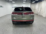2026 Volkswagen Atlas Cross Sport 2.0T SEL Premium R-Line Oshkosh WI