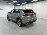 2026 Volkswagen Atlas Cross Sport 2.0T SEL Premium R-Line Oshkosh WI