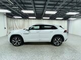 2026 Volkswagen Atlas Cross Sport 2.0T SEL Premium R-Line Oshkosh WI