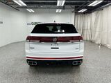 2026 Volkswagen Atlas Cross Sport 2.0T SEL Premium R-Line Oshkosh WI