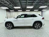 2026 Volkswagen Atlas Cross Sport 2.0T SEL Premium R-Line Oshkosh WI