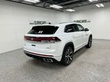 2026 Volkswagen Atlas Cross Sport 2.0T SEL Premium R-Line Oshkosh WI