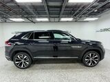 2026 Volkswagen Atlas Cross Sport 2.0T SEL Premium R-Line Oshkosh WI