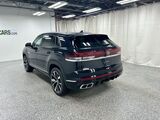 2026 Volkswagen Atlas Cross Sport 2.0T SEL Premium R-Line Oshkosh WI