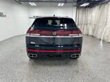2026 Volkswagen Atlas Cross Sport 2.0T SEL Premium R-Line Oshkosh WI