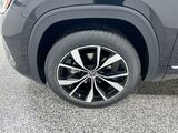 2026 Volkswagen Atlas Cross Sport 2.0T SEL Premium R-Line Oshkosh WI