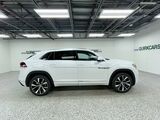 2026 Volkswagen Atlas Cross Sport 2.0T SEL Premium R-Line Oshkosh WI