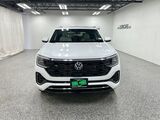 2026 Volkswagen Atlas Cross Sport 2.0T SEL Premium R-Line Oshkosh WI
