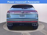 2026 Volkswagen Atlas Cross Sport 2.0T SEL Premium R-Line Oshkosh WI