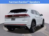 2026 Volkswagen Atlas Cross Sport 2.0T SEL Premium R-Line Oshkosh WI