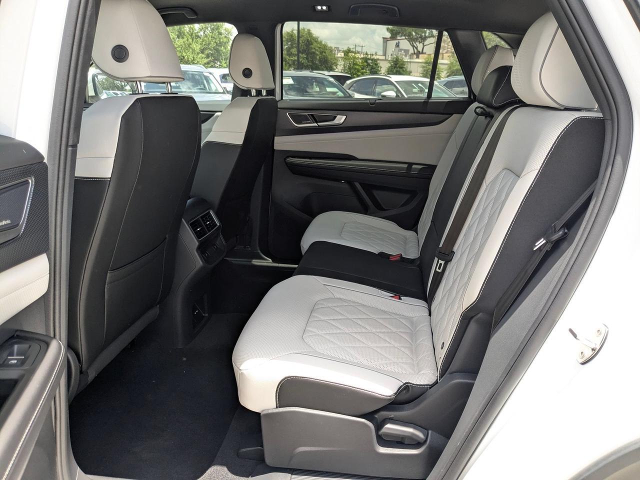 2026 Volkswagen Atlas Cross Sport 2.0T SEL Premium R-Line San Antonio TX