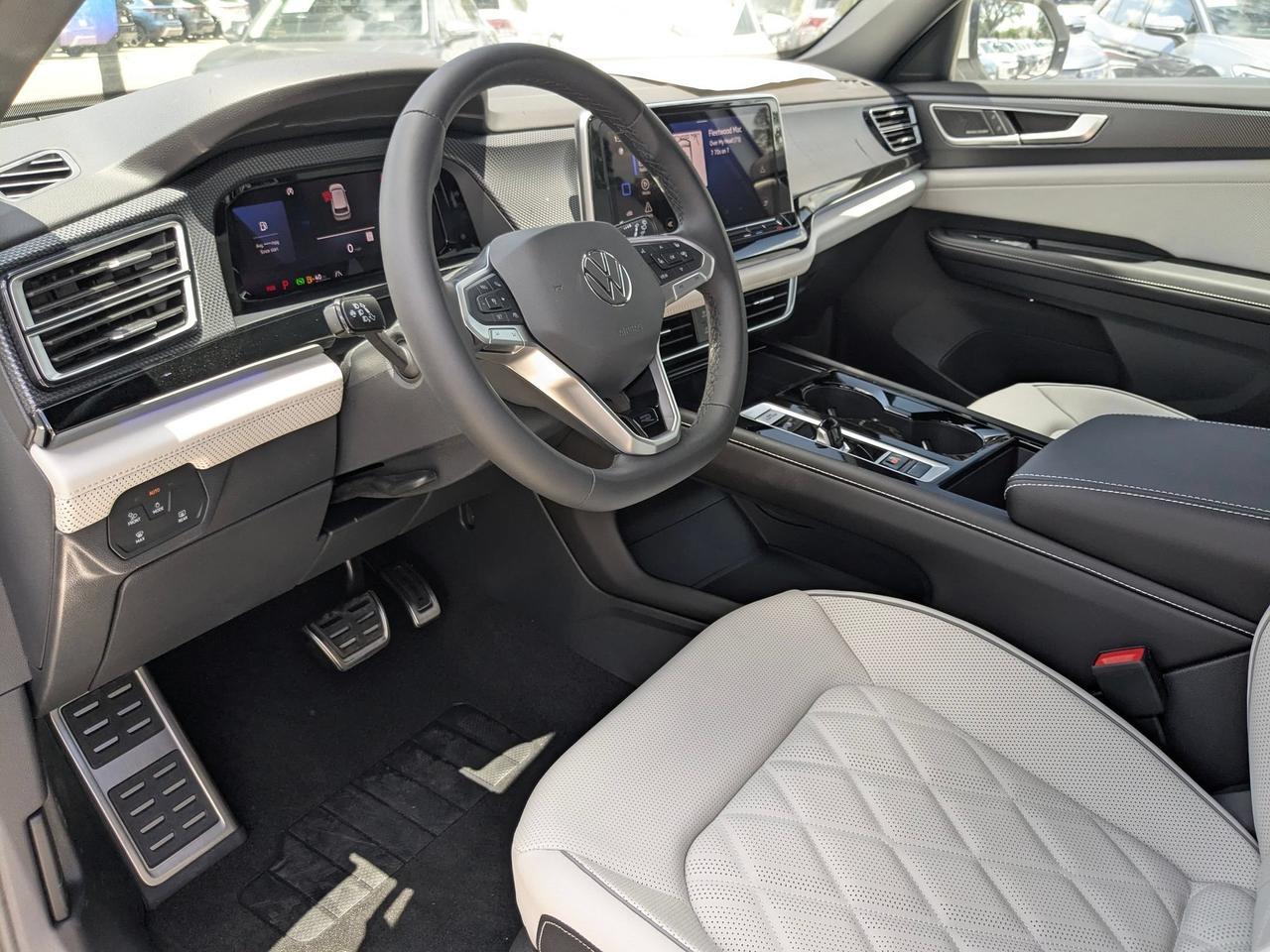 2026 Volkswagen Atlas Cross Sport 2.0T SEL Premium R-Line San Antonio TX