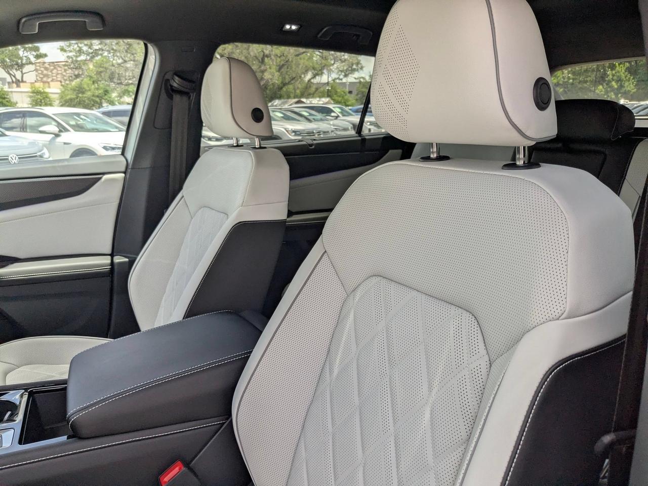 2026 Volkswagen Atlas Cross Sport 2.0T SEL Premium R-Line San Antonio TX