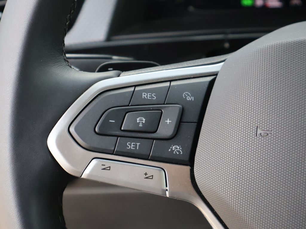 2026 Volkswagen Atlas Cross Sport 2.0T SEL Premium R-Line San Clemente CA