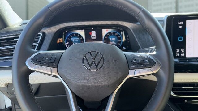 2026 Volkswagen Atlas Cross Sport 2.0T SEL Premium R-Line San Juan TX