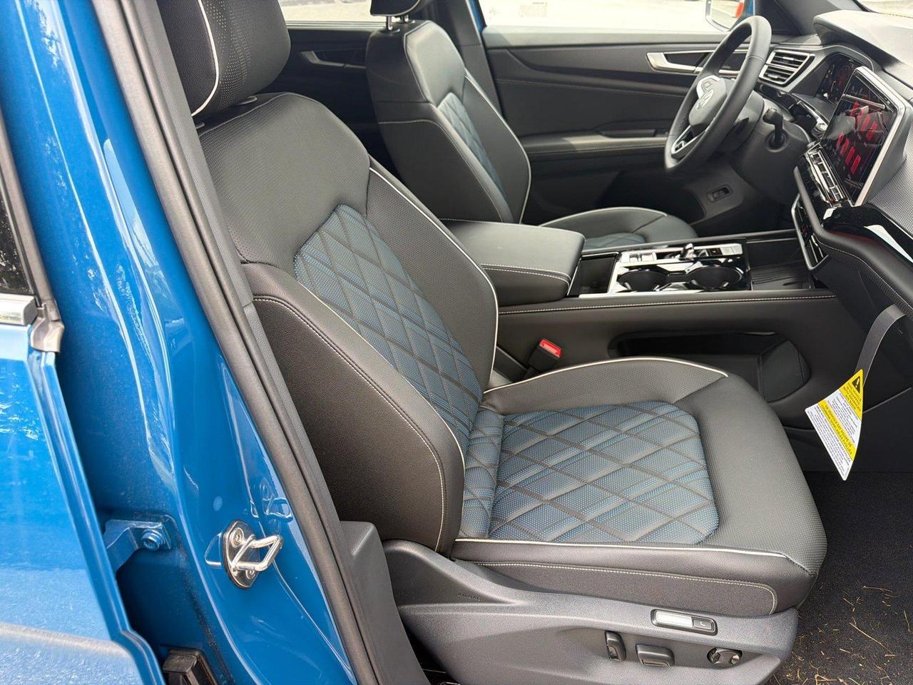 2026 Volkswagen Atlas Cross Sport 2.0T SEL Premium R-Line Hagerstown MD