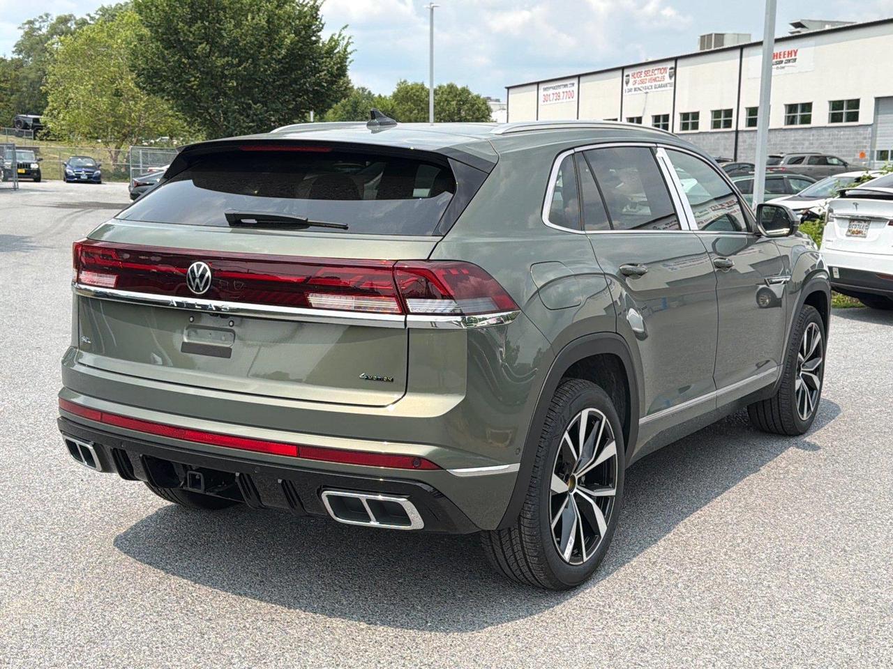 2026 Volkswagen Atlas Cross Sport 2.0T SEL Premium R-Line Hagerstown MD
