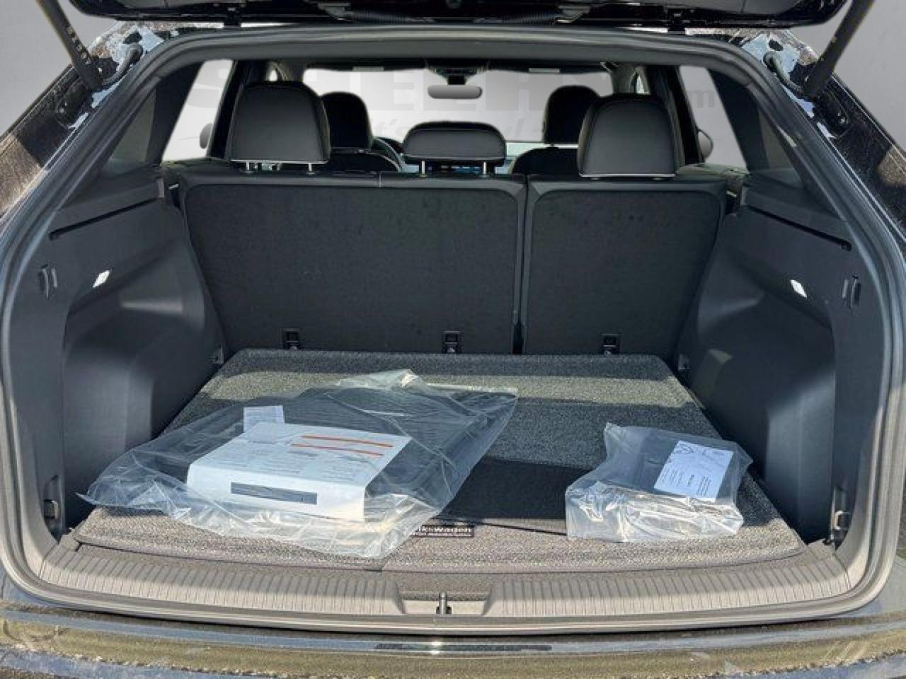 2026 Volkswagen Atlas Cross Sport 2.0T SEL Premium R-Line Springfield VA