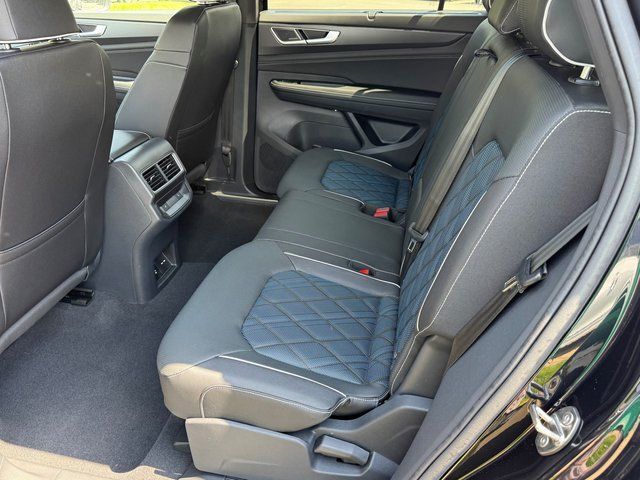 2026 Volkswagen Atlas Cross Sport 2.0T SEL Premium R-Line Springfield VA