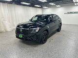 2026 Volkswagen Atlas Cross Sport 2.0T SEL R-Line Black Oshkosh WI