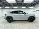 2026 Volkswagen Atlas Cross Sport 2.0T SEL R-Line Black Oshkosh WI