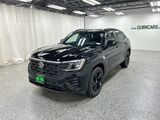 2026 Volkswagen Atlas Cross Sport 2.0T SEL R-Line Black Oshkosh WI
