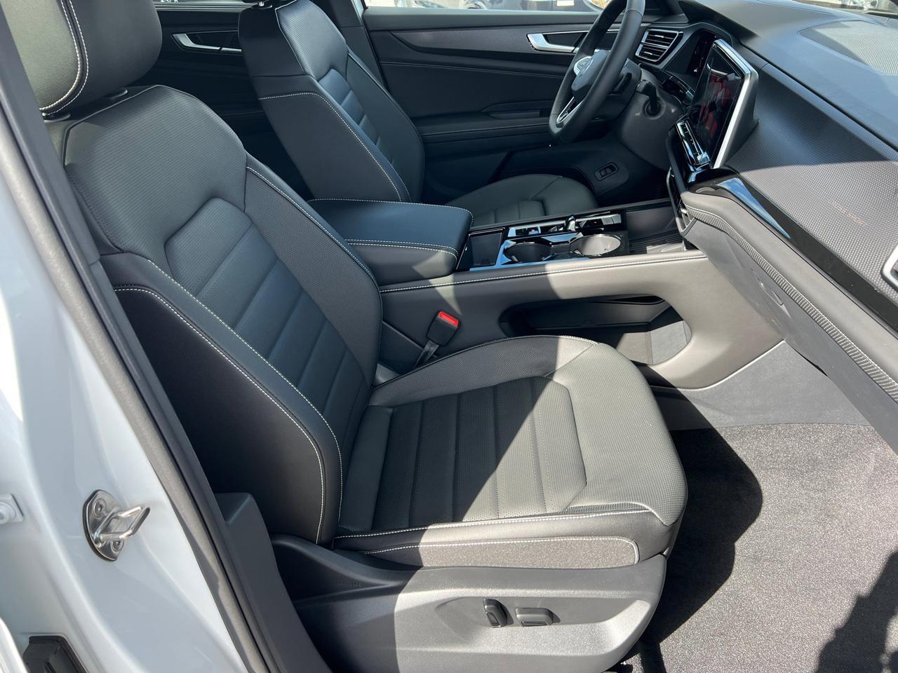 2026 Volkswagen Atlas Cross Sport 2.0T SEL R-Line Black Hagerstown MD
