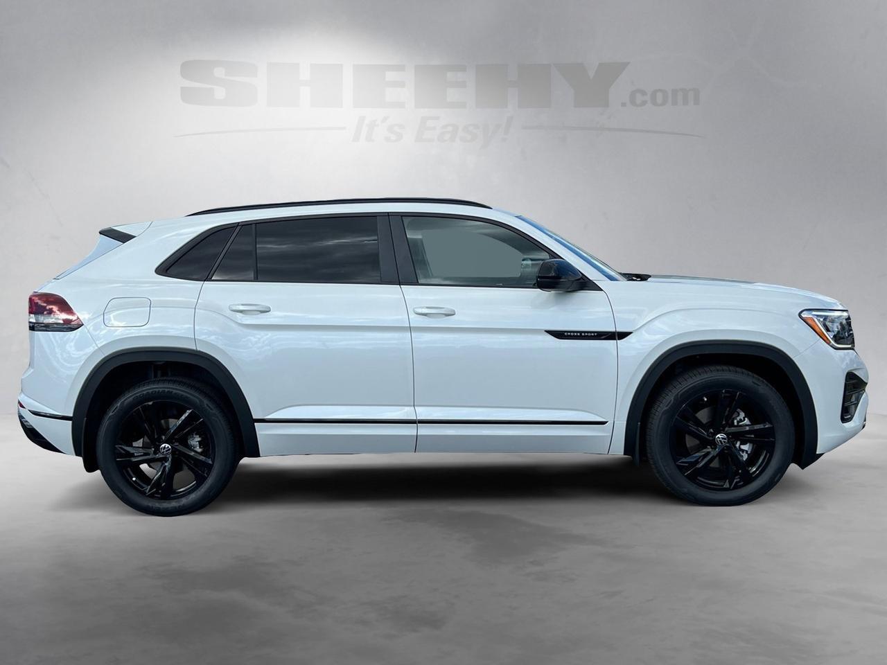 2026 Volkswagen Atlas Cross Sport 2.0T SEL R-Line Black Hagerstown MD