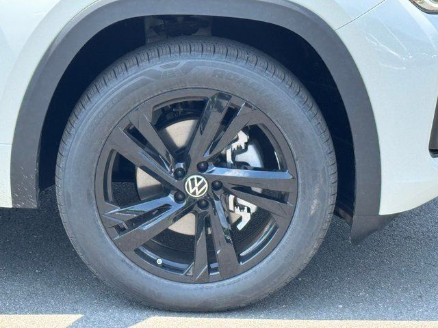 2026 Volkswagen Atlas Cross Sport 2.0T SEL R-Line Black Springfield VA