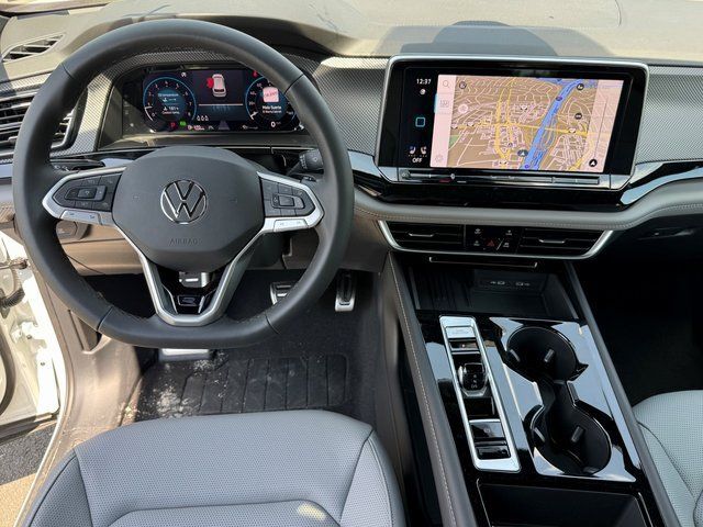 2026 Volkswagen Atlas Cross Sport 2.0T SEL R-Line Black Springfield VA
