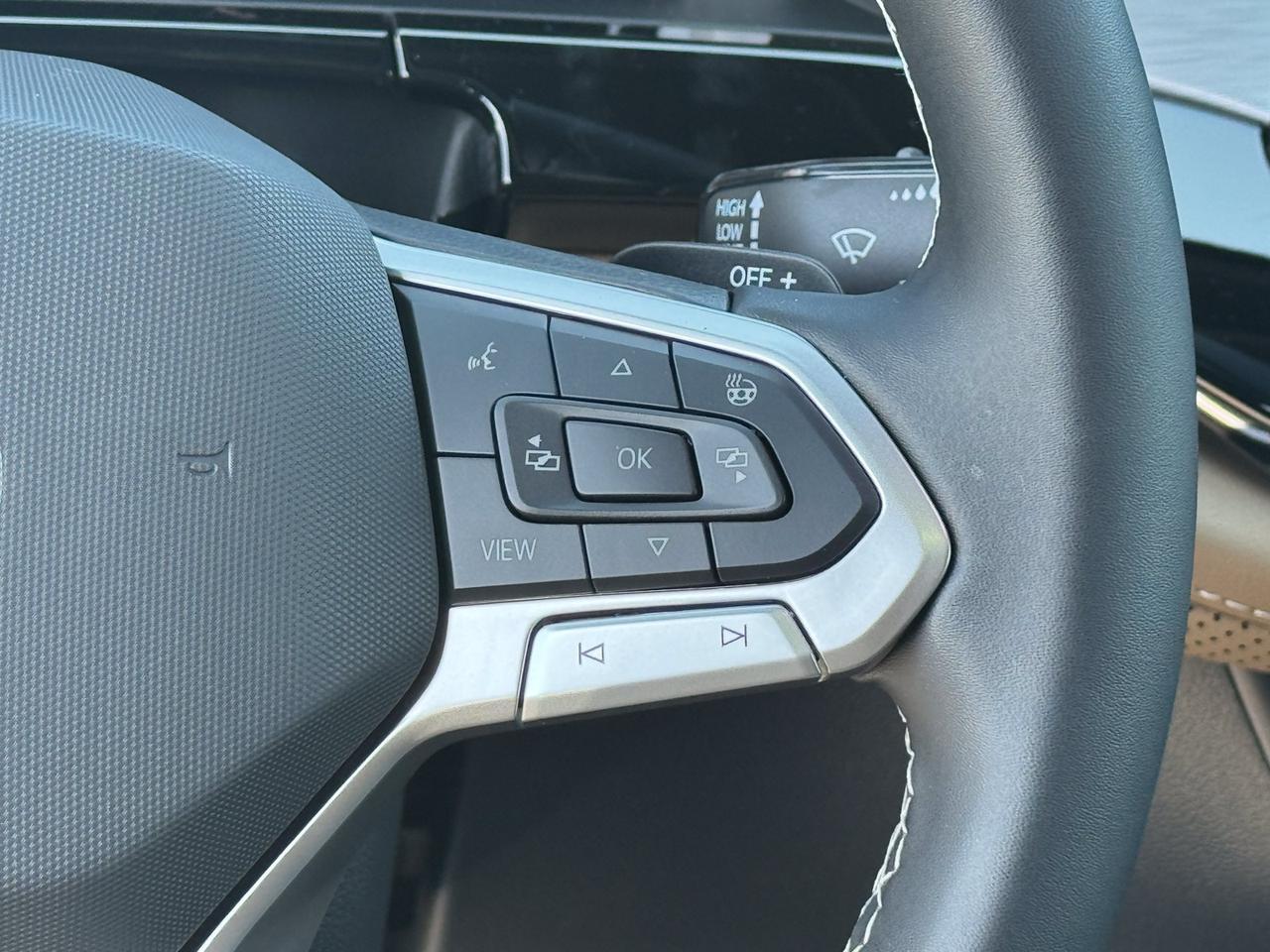 2026 Volkswagen Atlas Cross Sport SE w/Technology Springfield VA
