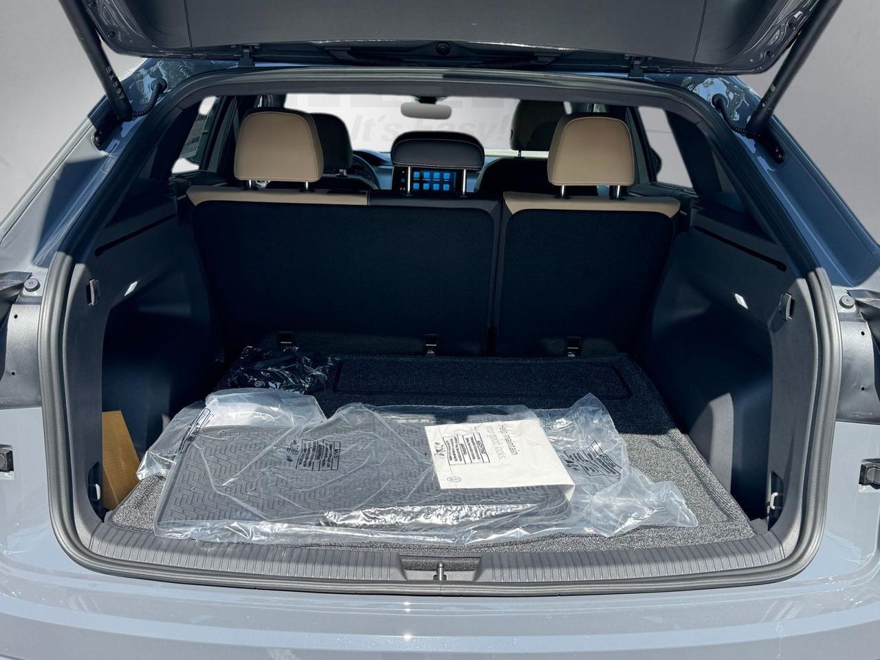 2026 Volkswagen Atlas Cross Sport SE w/Technology Springfield VA