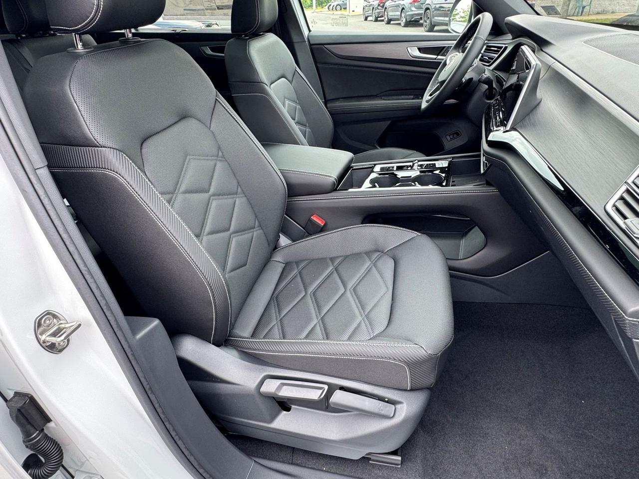 2026 Volkswagen Atlas Cross Sport SE w/Technology Springfield VA