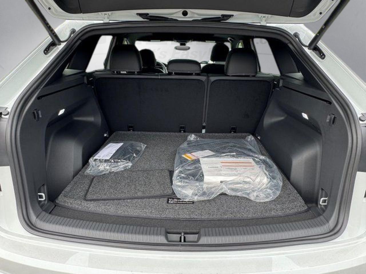 2026 Volkswagen Atlas Cross Sport SE w/Technology Springfield VA