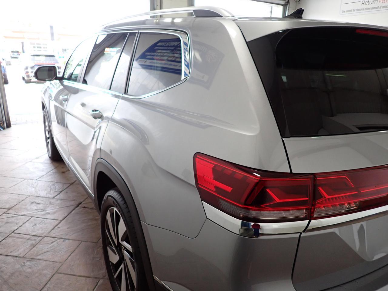 2026 Volkswagen Atlas Highline 4WD 6 PASS LEATHER NAVI SUNROOF Listowel ON