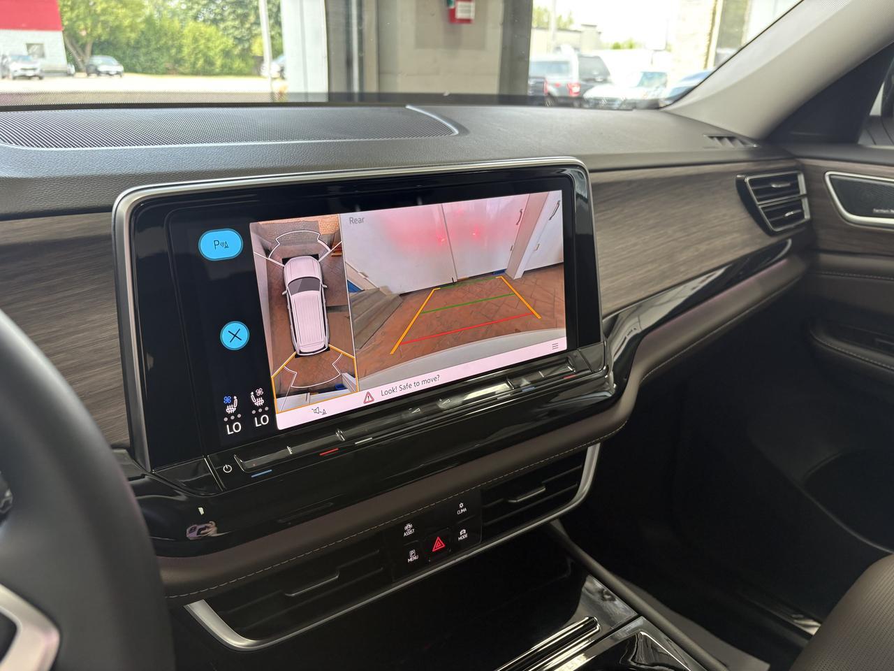 2026 Volkswagen Atlas Highline 4WD Listowel ON