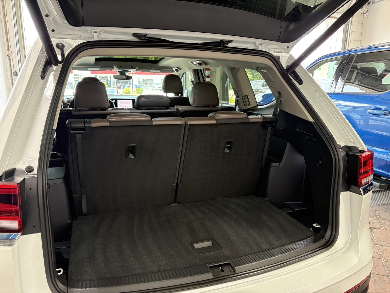 2026 Volkswagen Atlas Highline 4WD Listowel ON