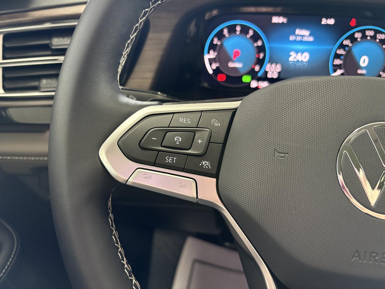 2026 Volkswagen Atlas Highline 4WD Listowel ON