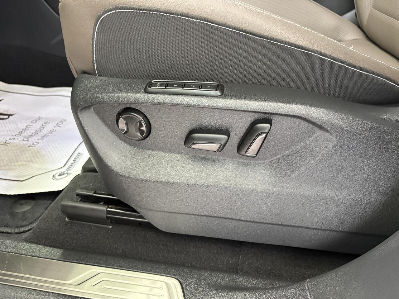 2026 Volkswagen Atlas Highline 4WD Listowel ON
