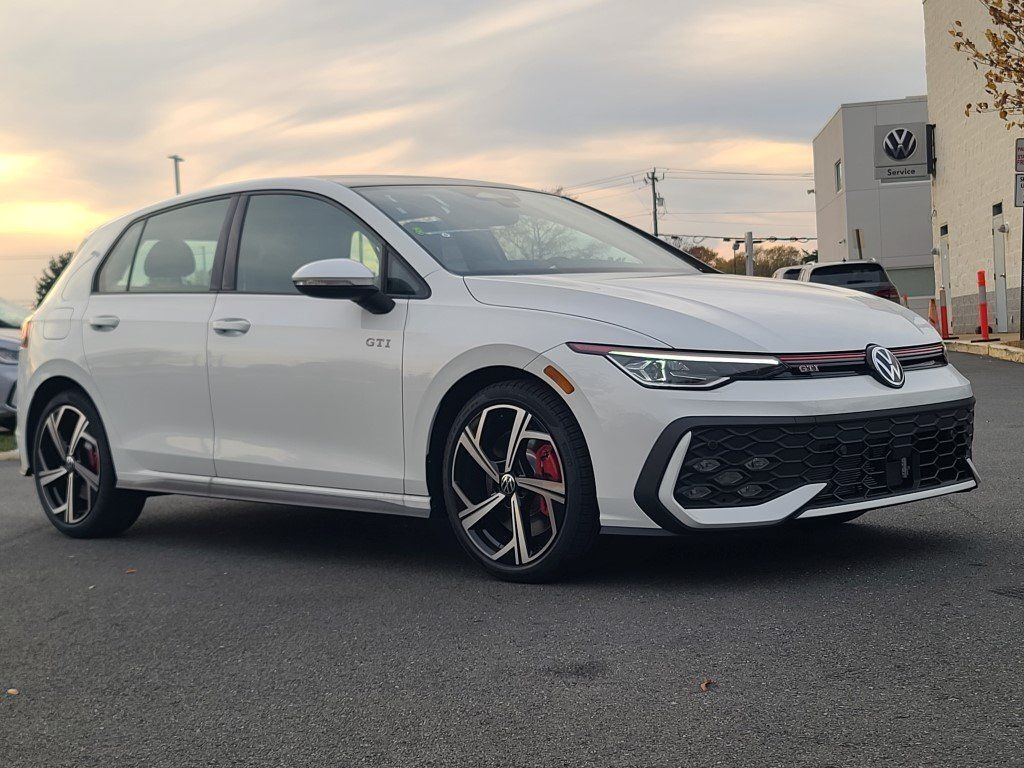 2026 Volkswagen Golf GTI 2.0T SE