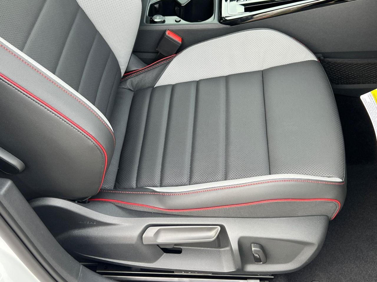 2026 Volkswagen Golf GTI SE Hagerstown MD