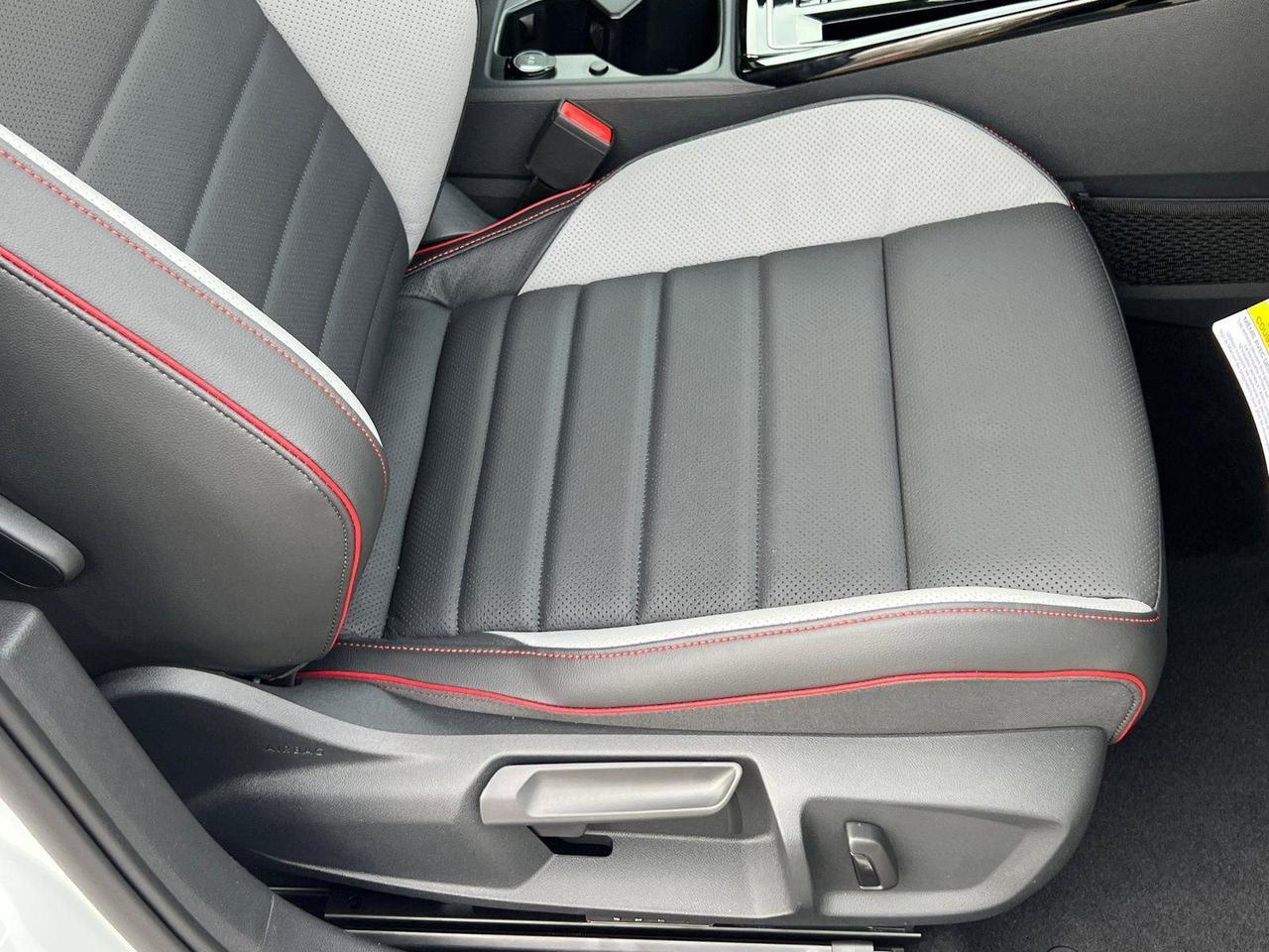 2026 Volkswagen Golf GTI SE Hagerstown MD