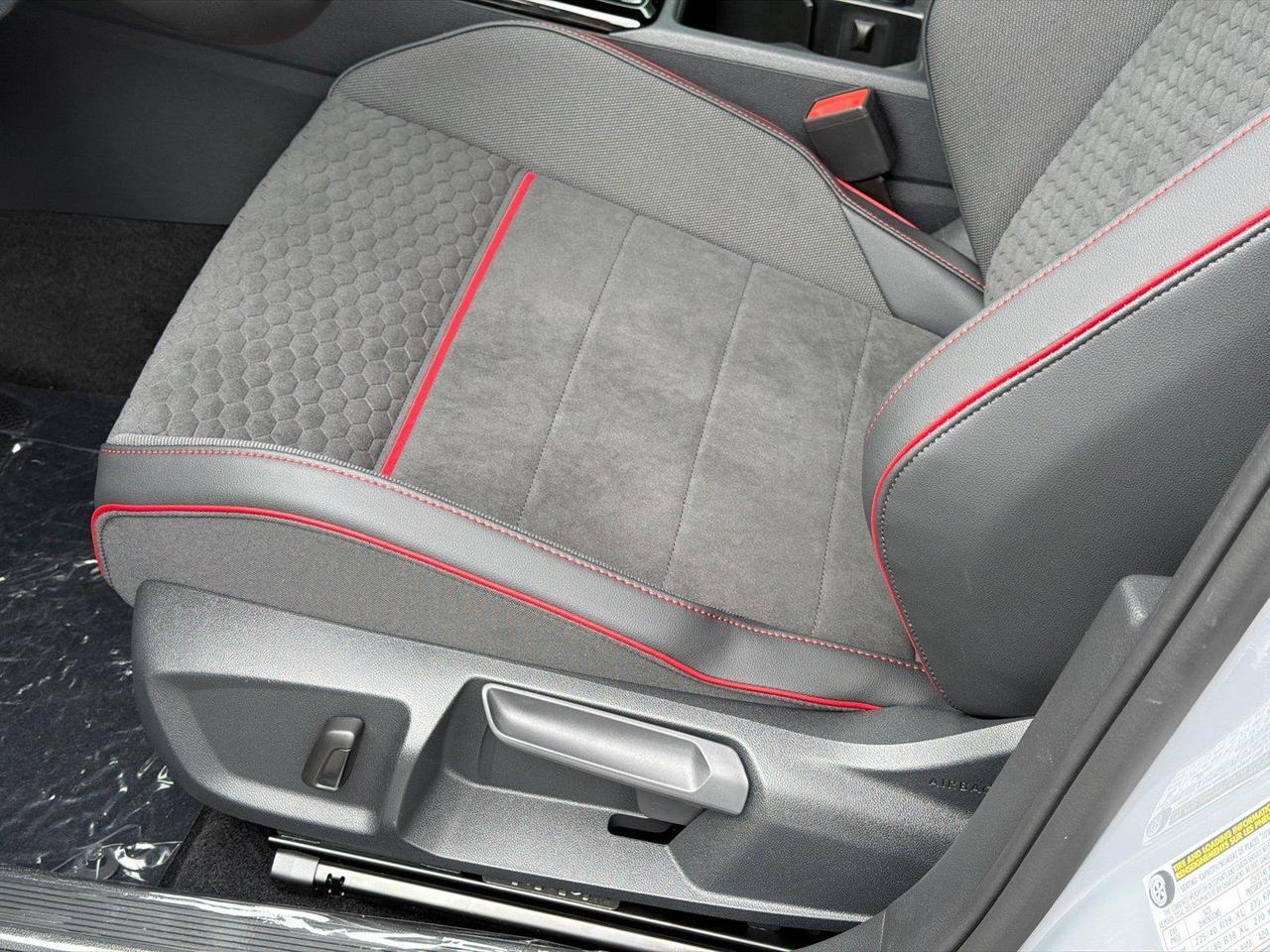 2026 Volkswagen Golf GTI SE Hagerstown MD