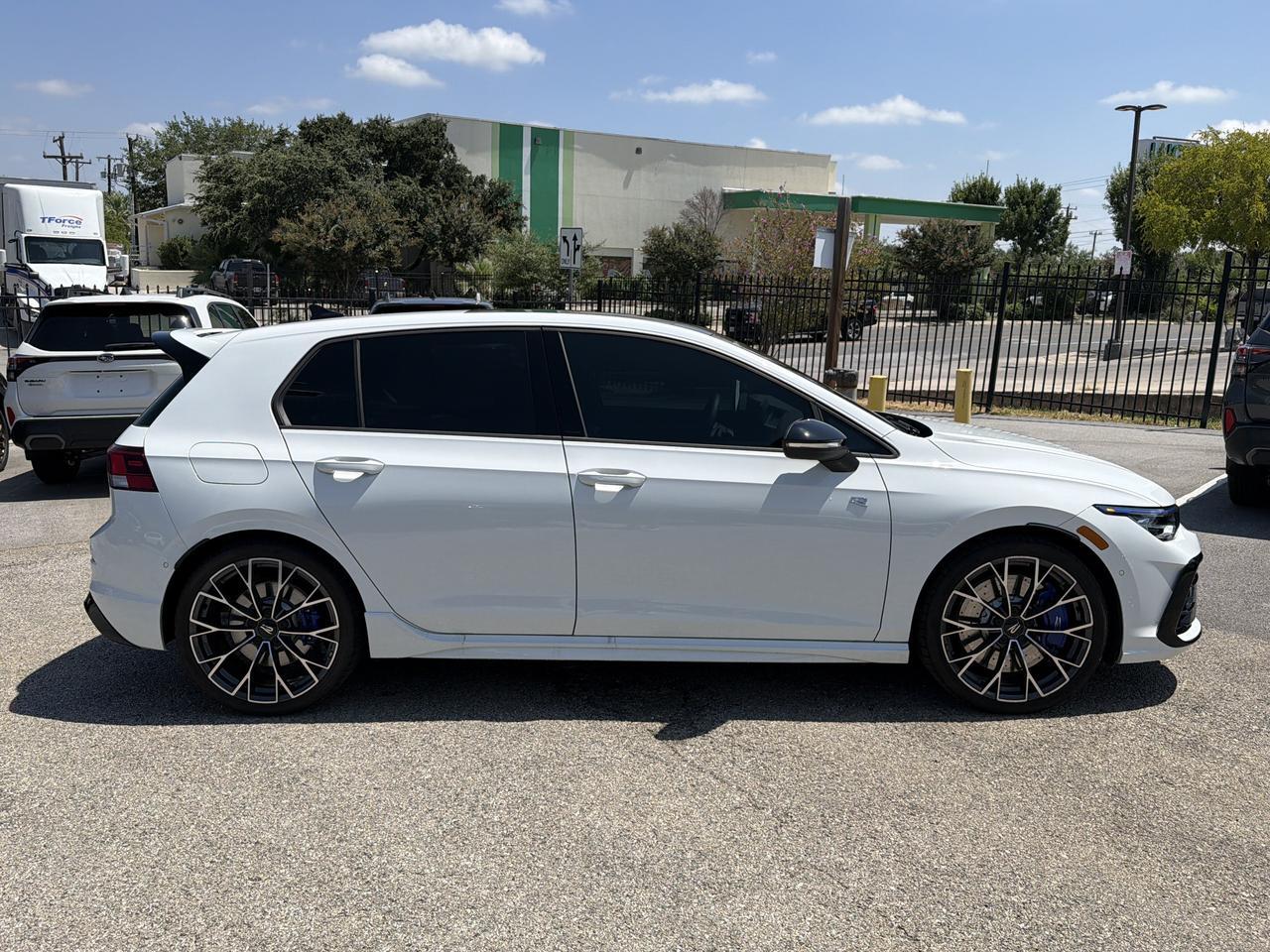 2026 Volkswagen Golf R 2.0T