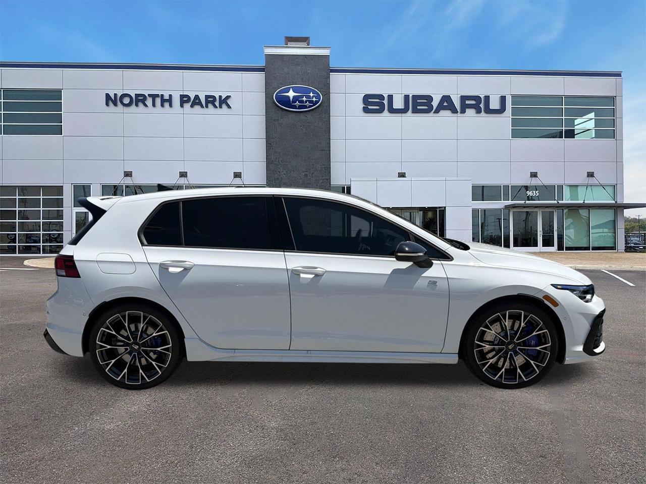 2026 Volkswagen Golf R 2.0T