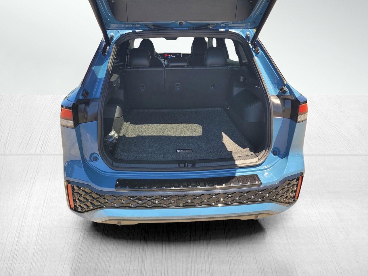 2026 Volkswagen TIGUAN SE R-LINE BLACK Roseville CA
