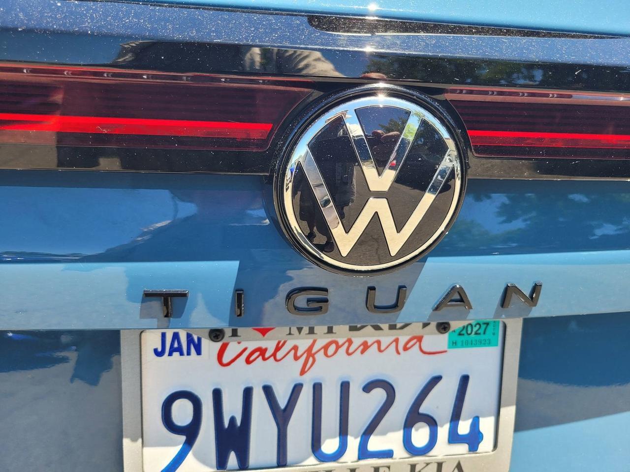 2026 Volkswagen TIGUAN SE R-LINE BLACK Roseville CA