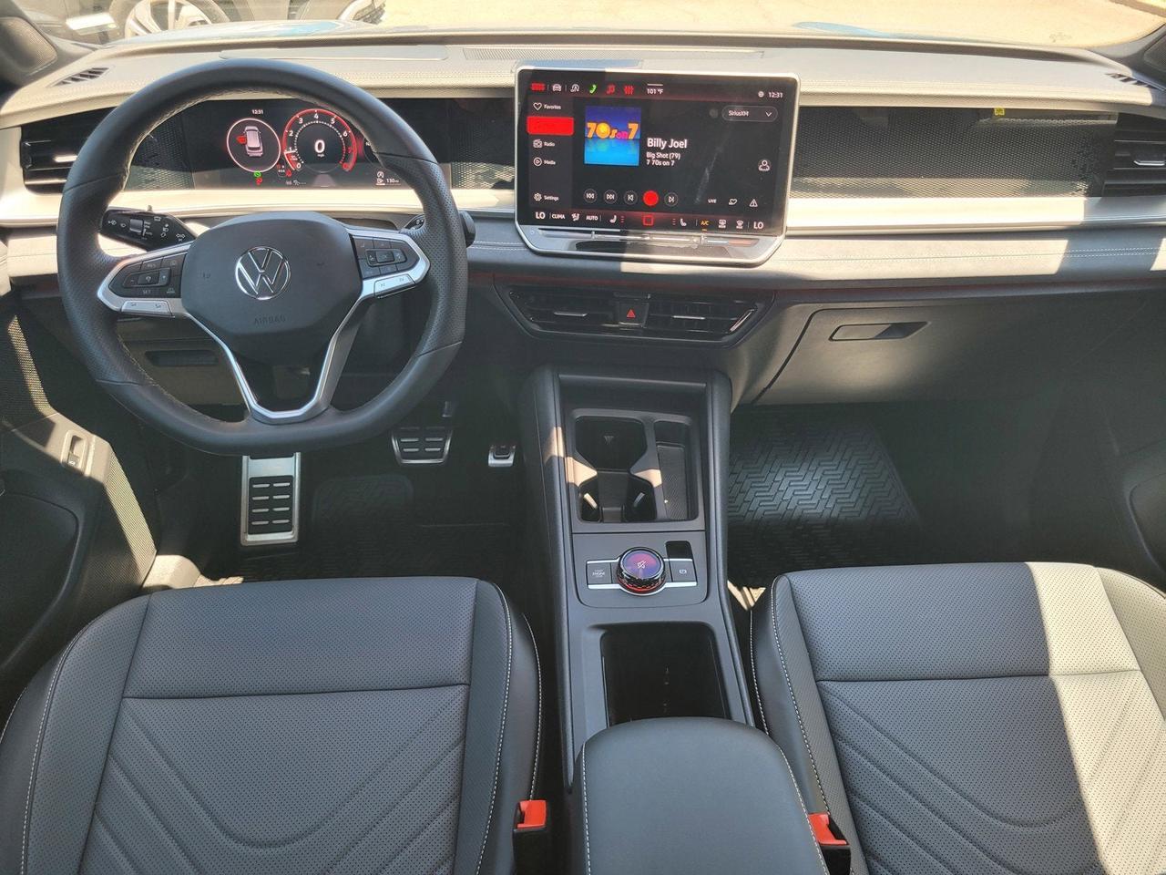2026 Volkswagen TIGUAN SE R-LINE BLACK Roseville CA