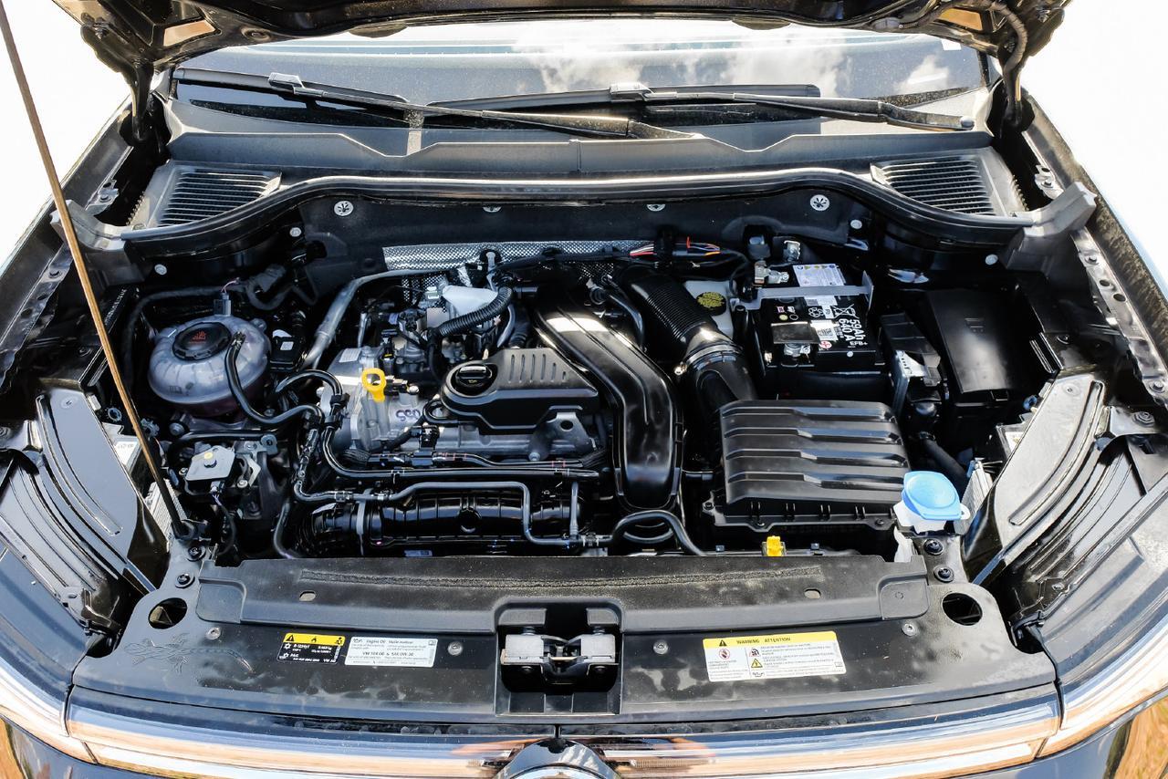 2026 Volkswagen Taos 1.5T SE Black Richardson TX