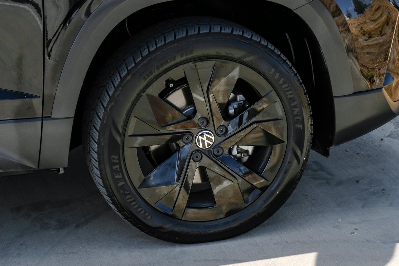 2026 Volkswagen Taos 1.5T SE Black Richardson TX